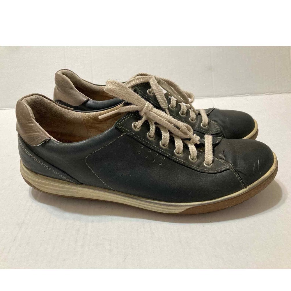 ECCO Soft Leather Sneakers Mens 42 Black Good Low Top Casual Walking Shoes